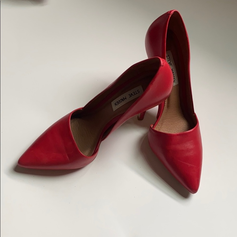 Steve Madden red heels size 9